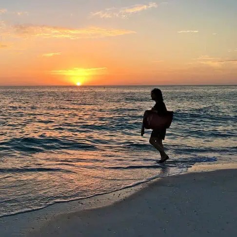 Close proximity to Downtown Bradenton and Sarasota